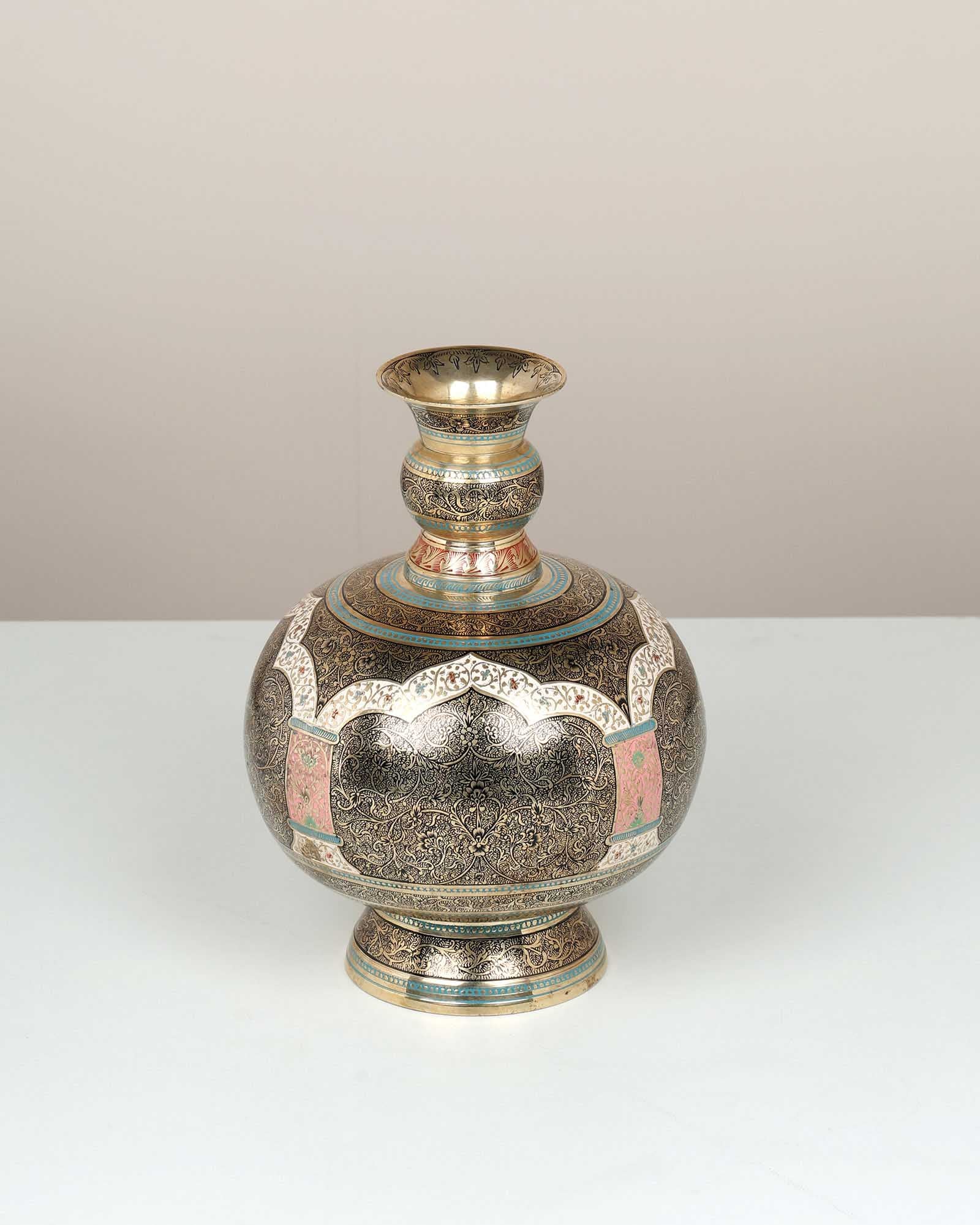 Taksh handcrafted decorative vase for modern home décor