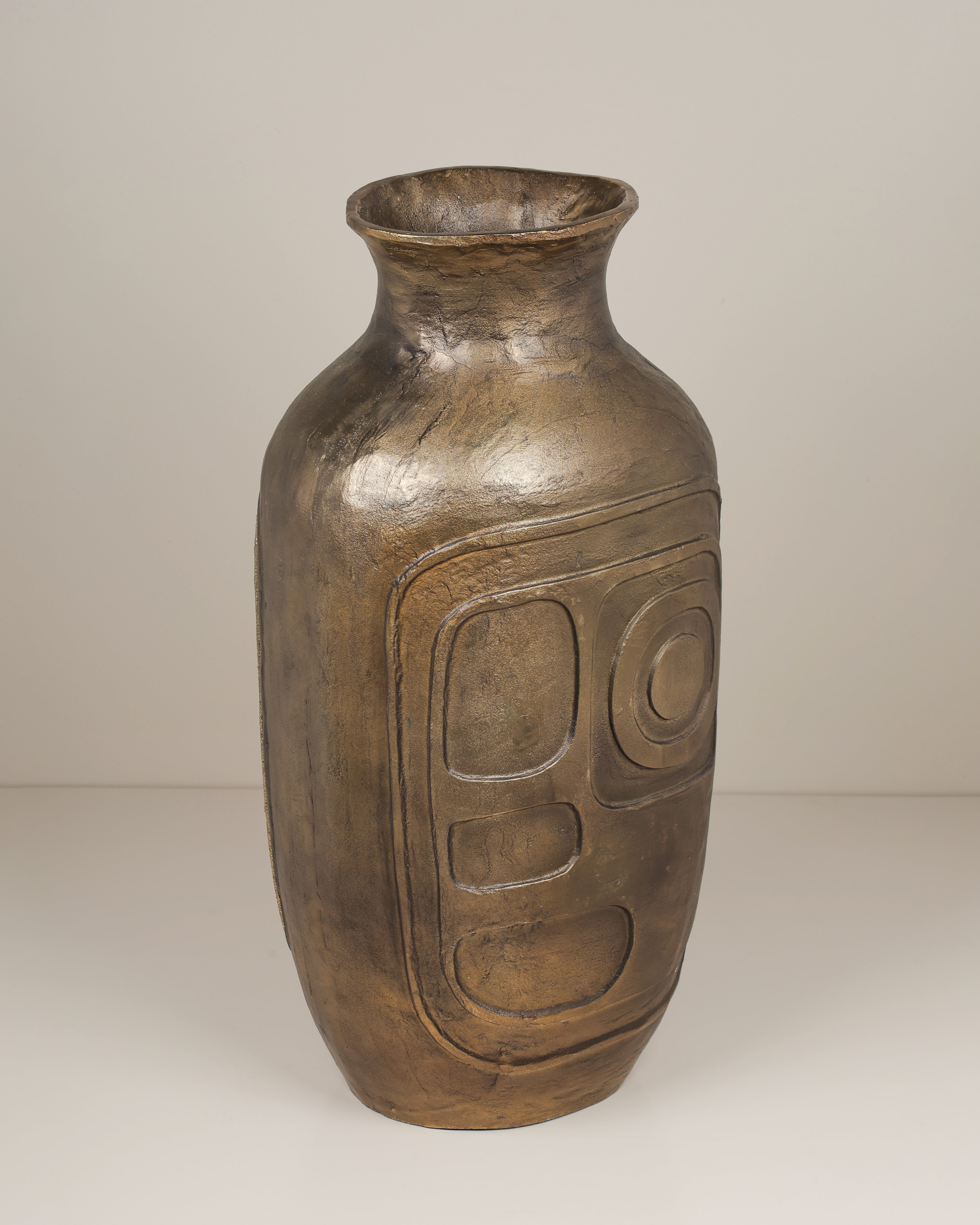 Eris Floor Vase