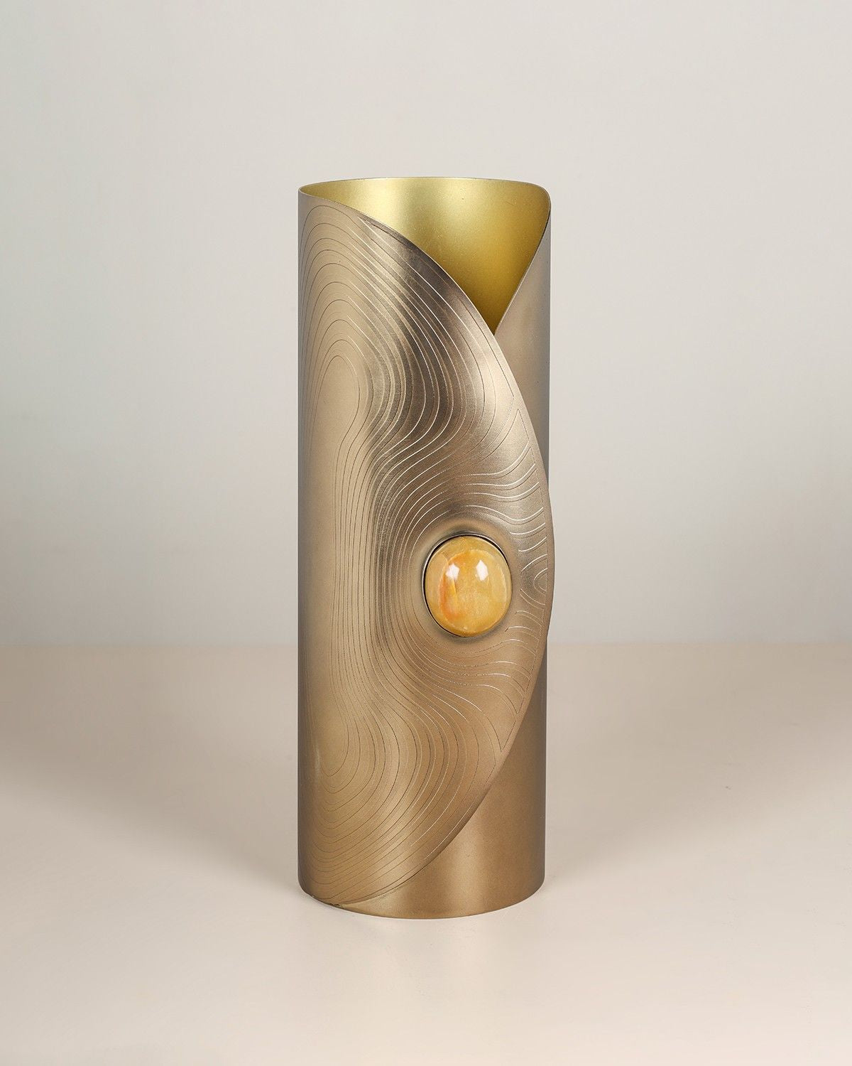 Malro Table Top Vase – modern decorative table vase for home décor and flower arrangements