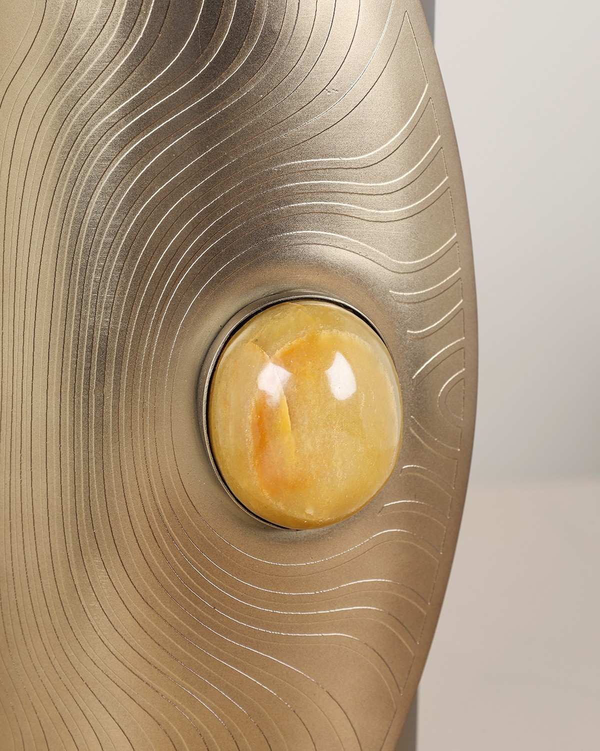 Malro Table Top Vase – modern decorative table vase for home décor and flower arrangements