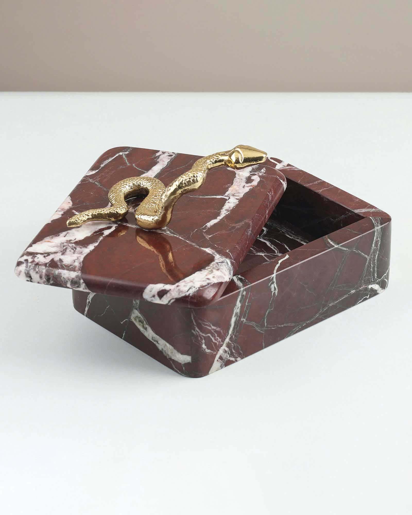 Leticia Box