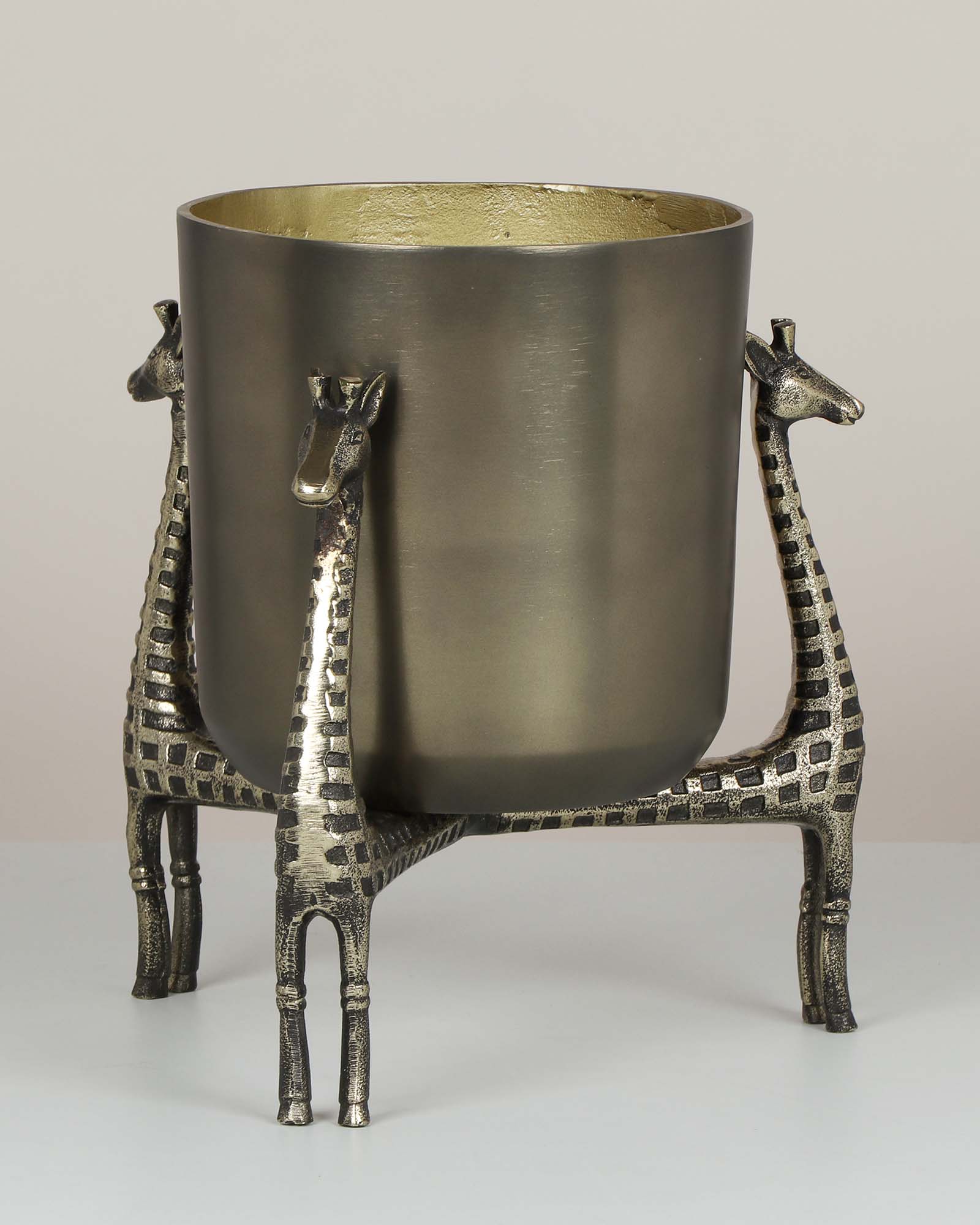 Leticia giraffe table top decorative planter for indoor home décor