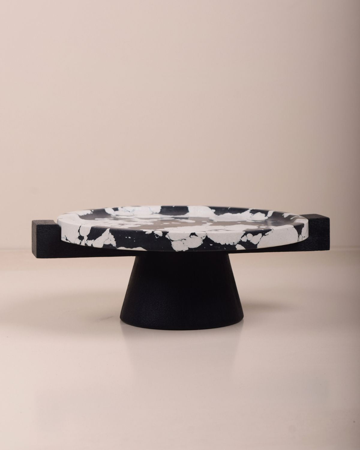 Metropia Cake Stand