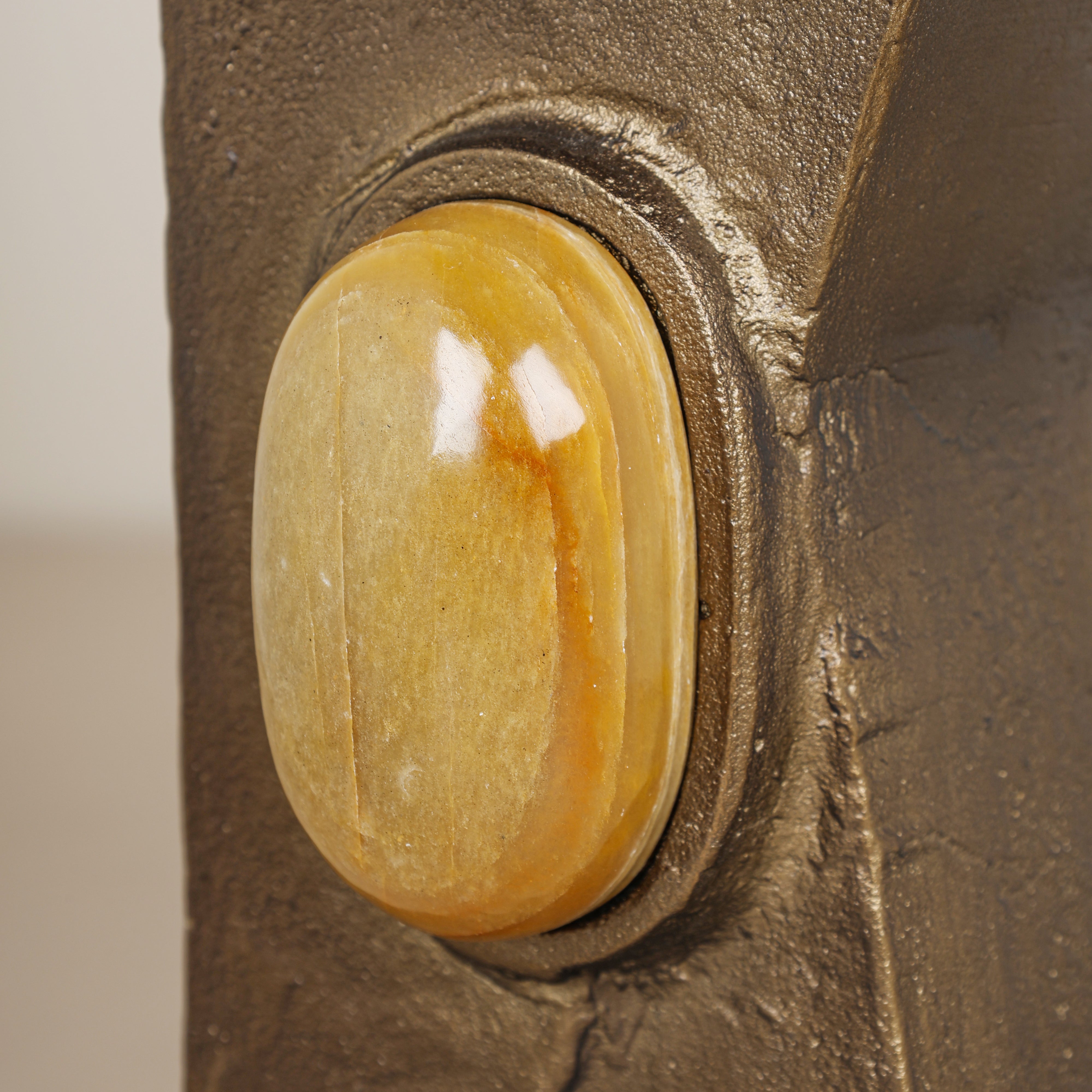 Kyros Table Top Vase