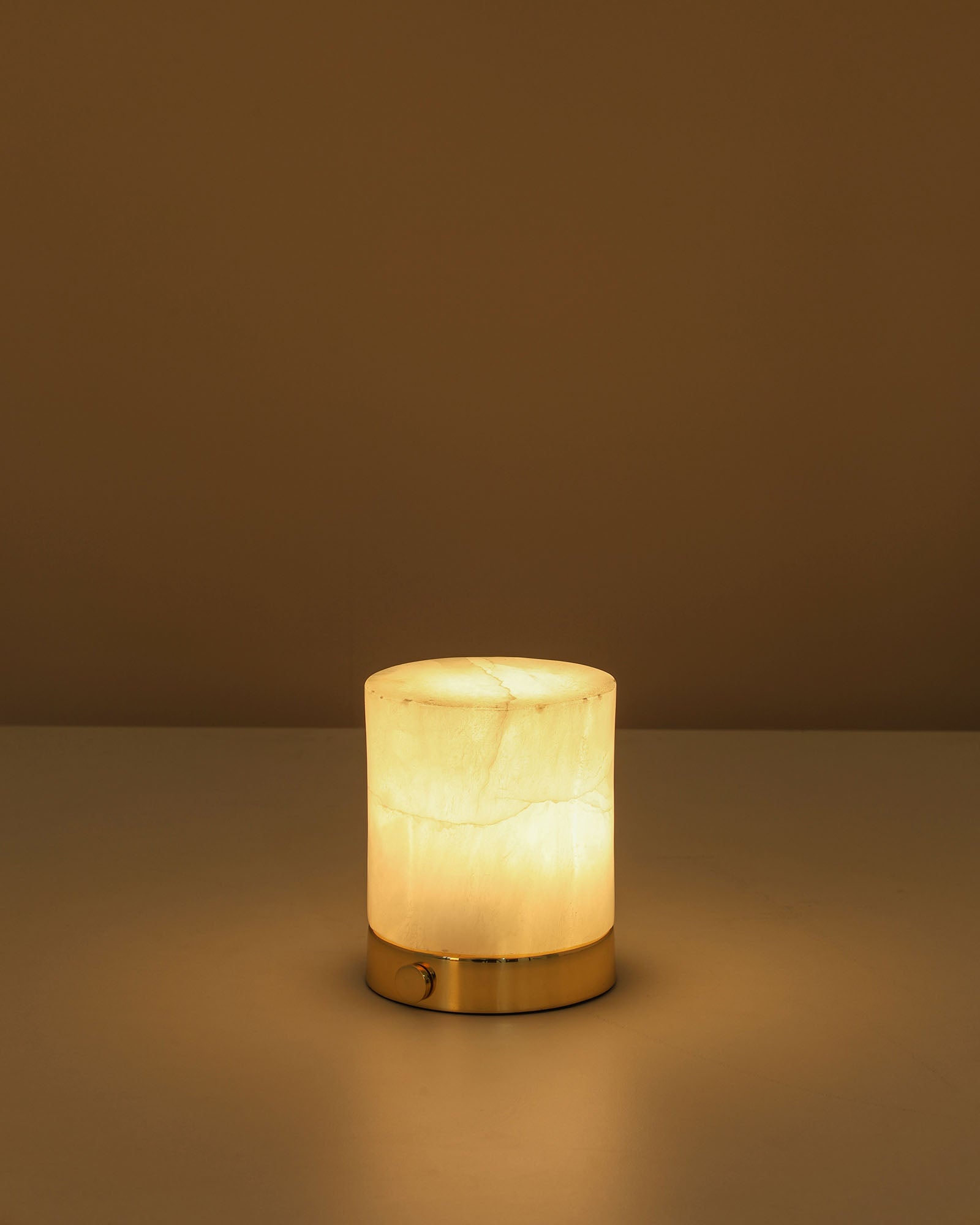 Midas Cylindrical Short Table Lamp in luxury modern design