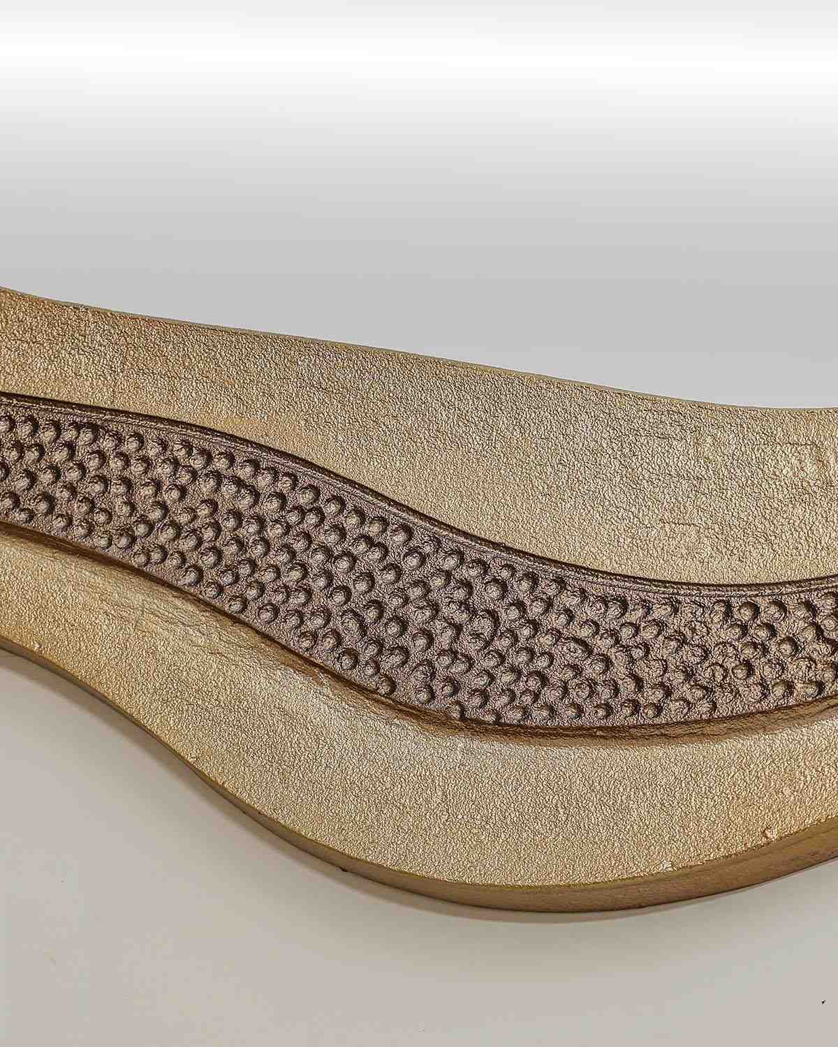 Osric luxury mirror with elongated antique brass frame and designed mirror glass.