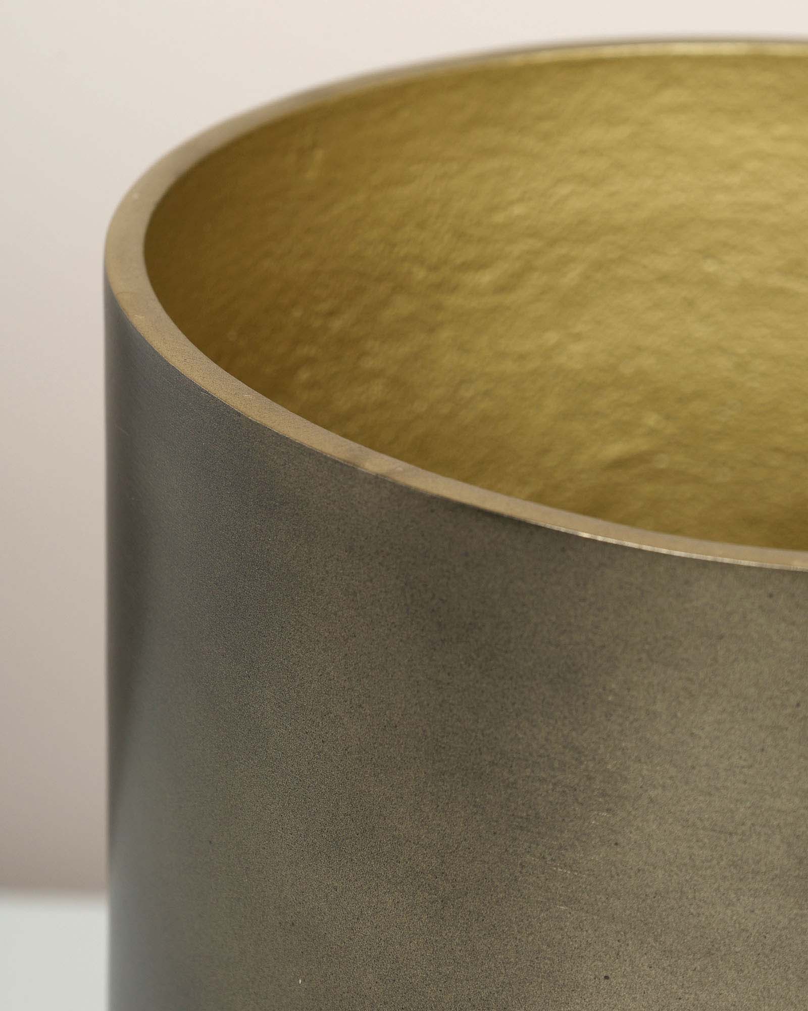 Leticia Panther Table Top Planter