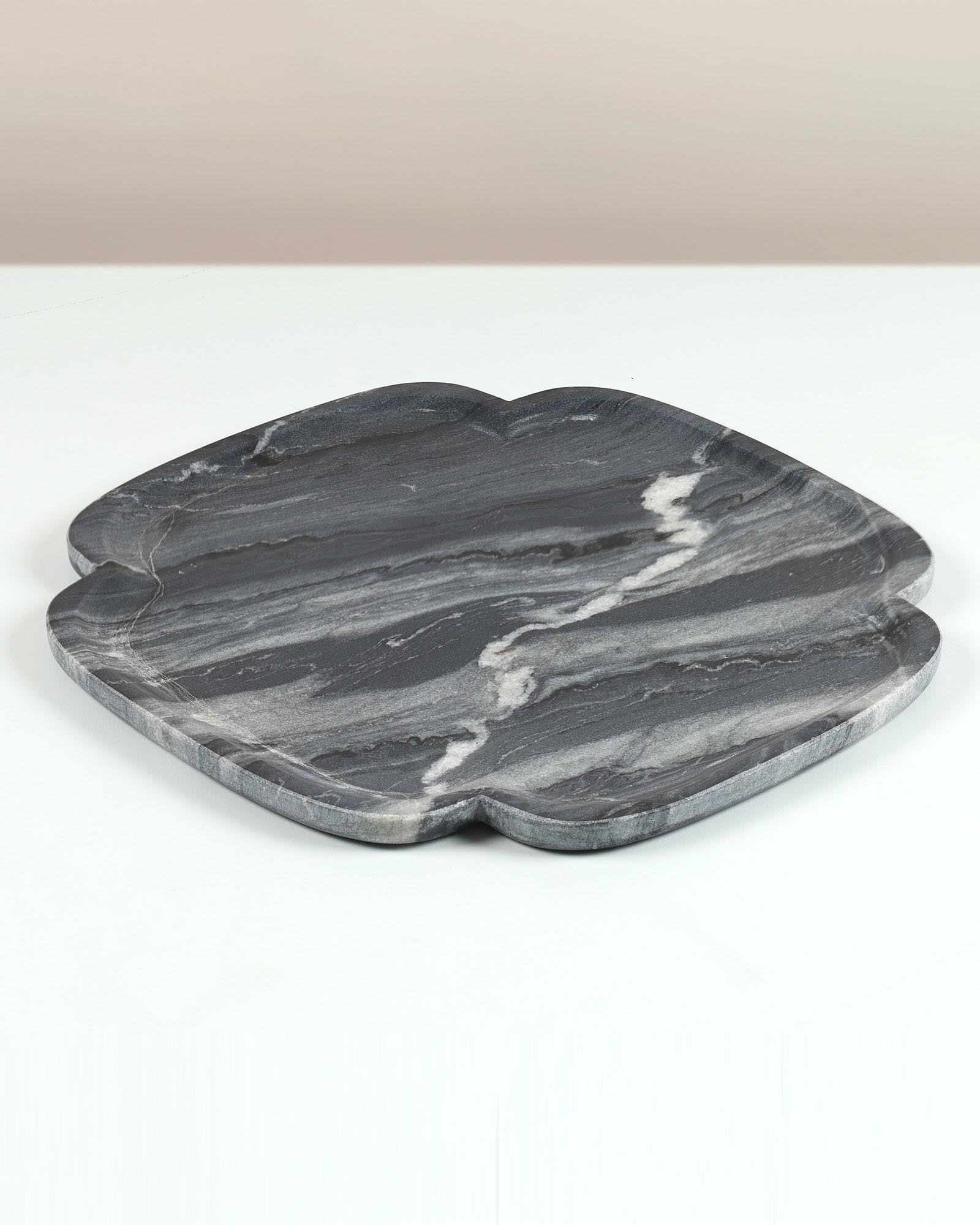 Belem Black Medium Tray